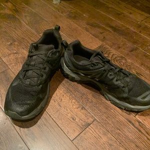 Merrel mens hiking shoe